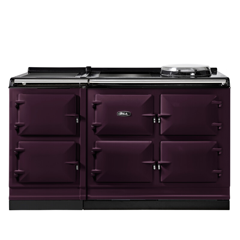 Freistehender AGA Herd in Aubergine-Farbe mit vier Backofentüren und Kochfeld, ideal für traditionelle Küchen